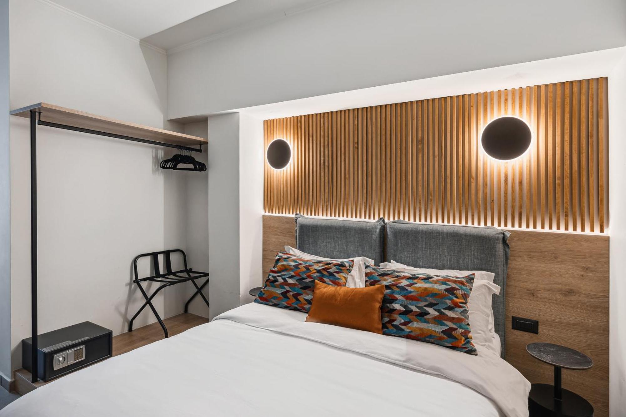 Airio Athens Suites エクステリア 写真